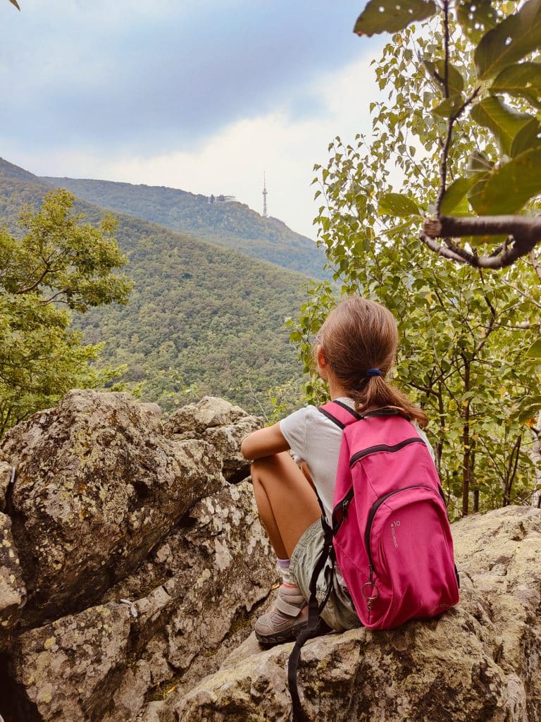 Vivre en Bulgarie en famille – randonnée en pleine nature